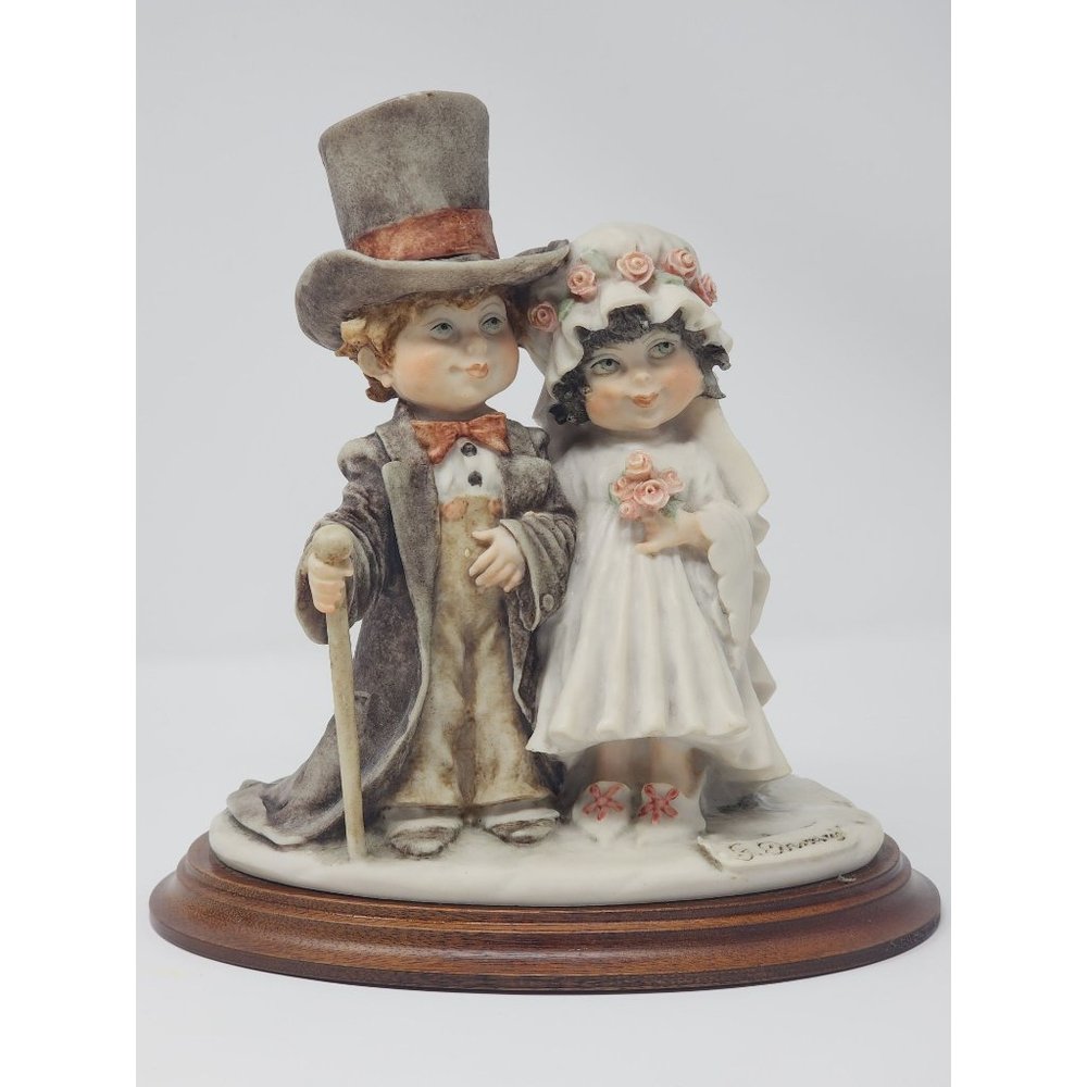Vintage Giuseppe Armani Bride And Groom Wedding Day‎ Capodimonte Figurine